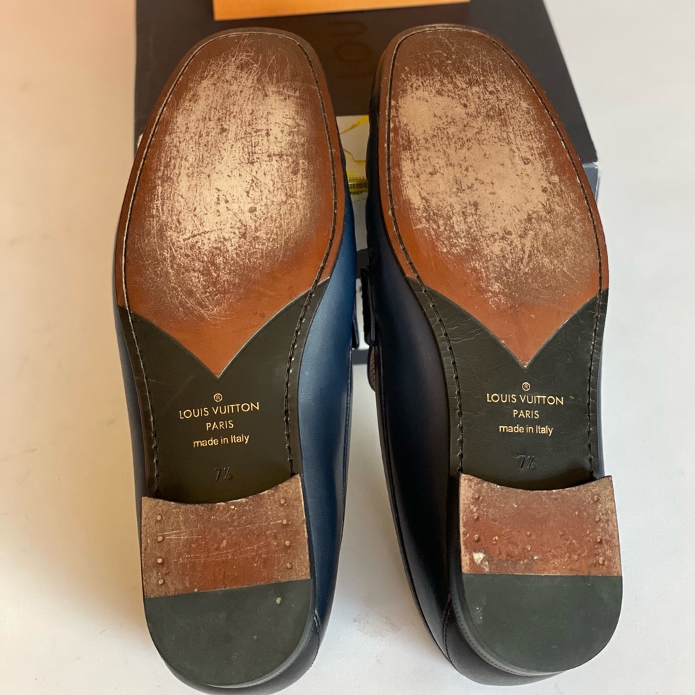 Pre loved Authentic Mens Louis Vuitton loafers 7.5 in Navy blue - Picture 3 of 6
